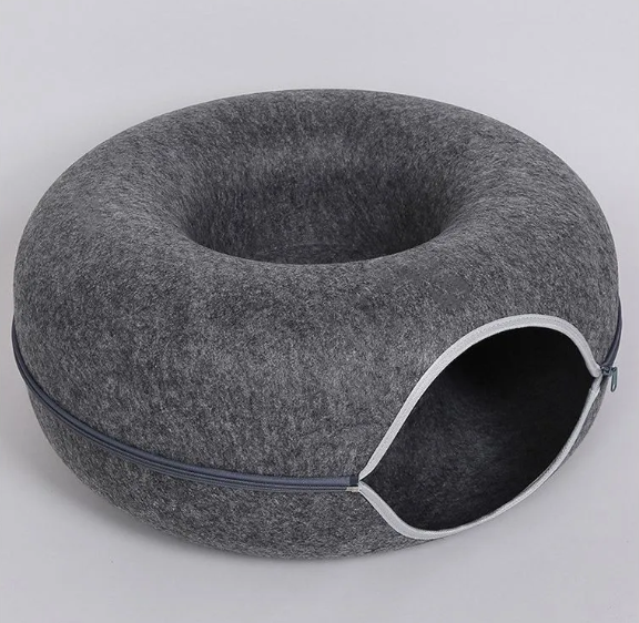 Scratch & Snuggle Bed